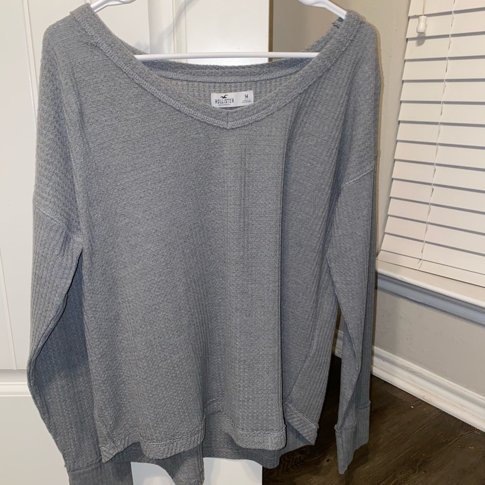 HOLLISTER sweater